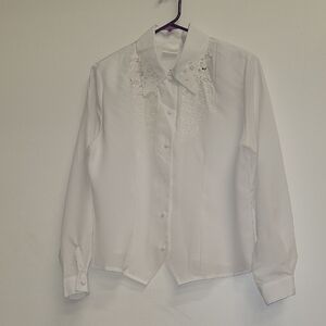 Alfred Dunner Cream Long Sleeve Cutwork Button Down M/L